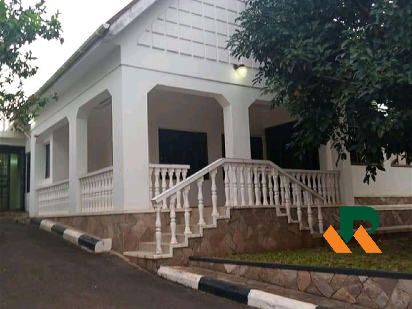 Bungalow for sale in Muyenga Kampala