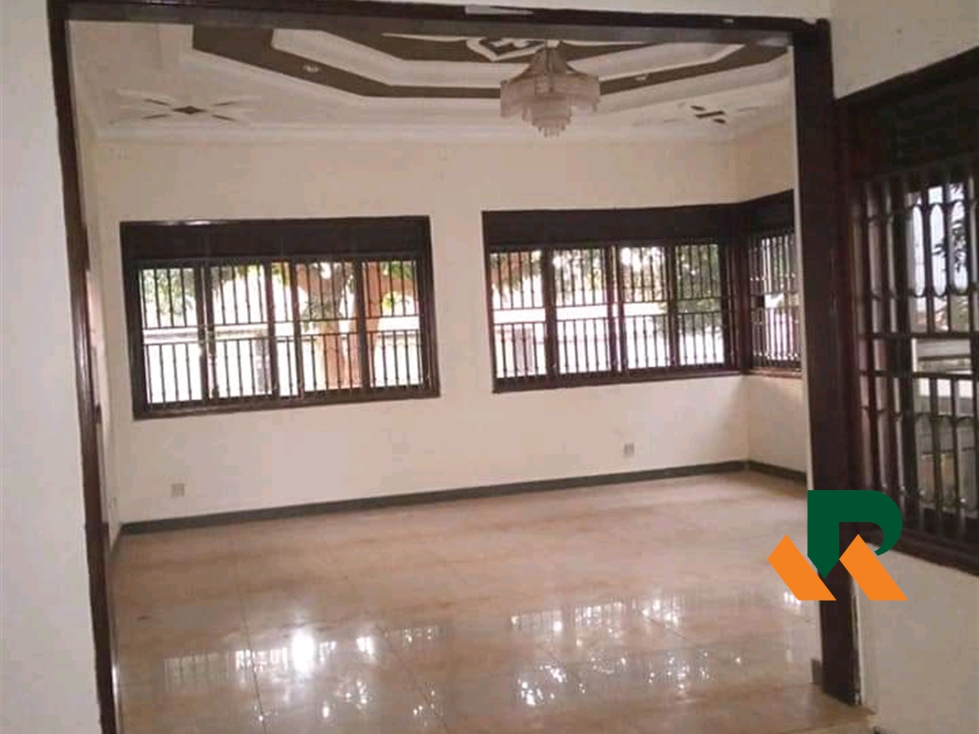 Bungalow for rent in Muyenga Kampala