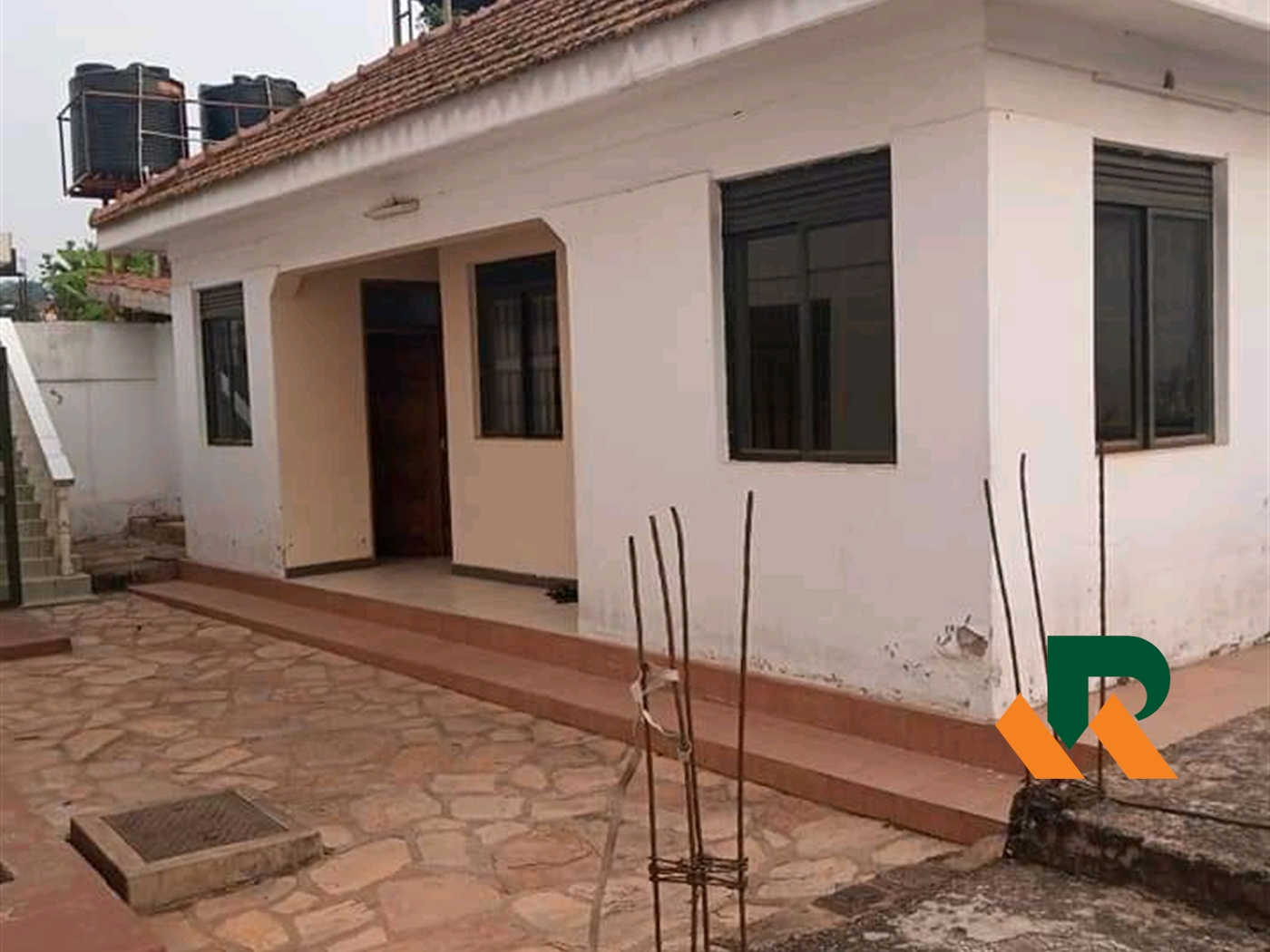 Bungalow for rent in Muyenga Kampala