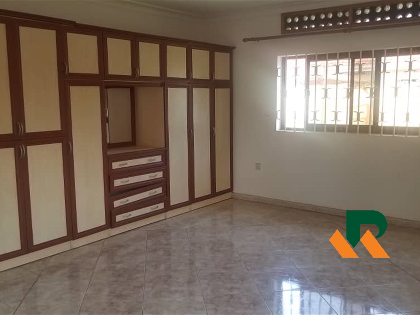 Bungalow for sale in Naalya Wakiso