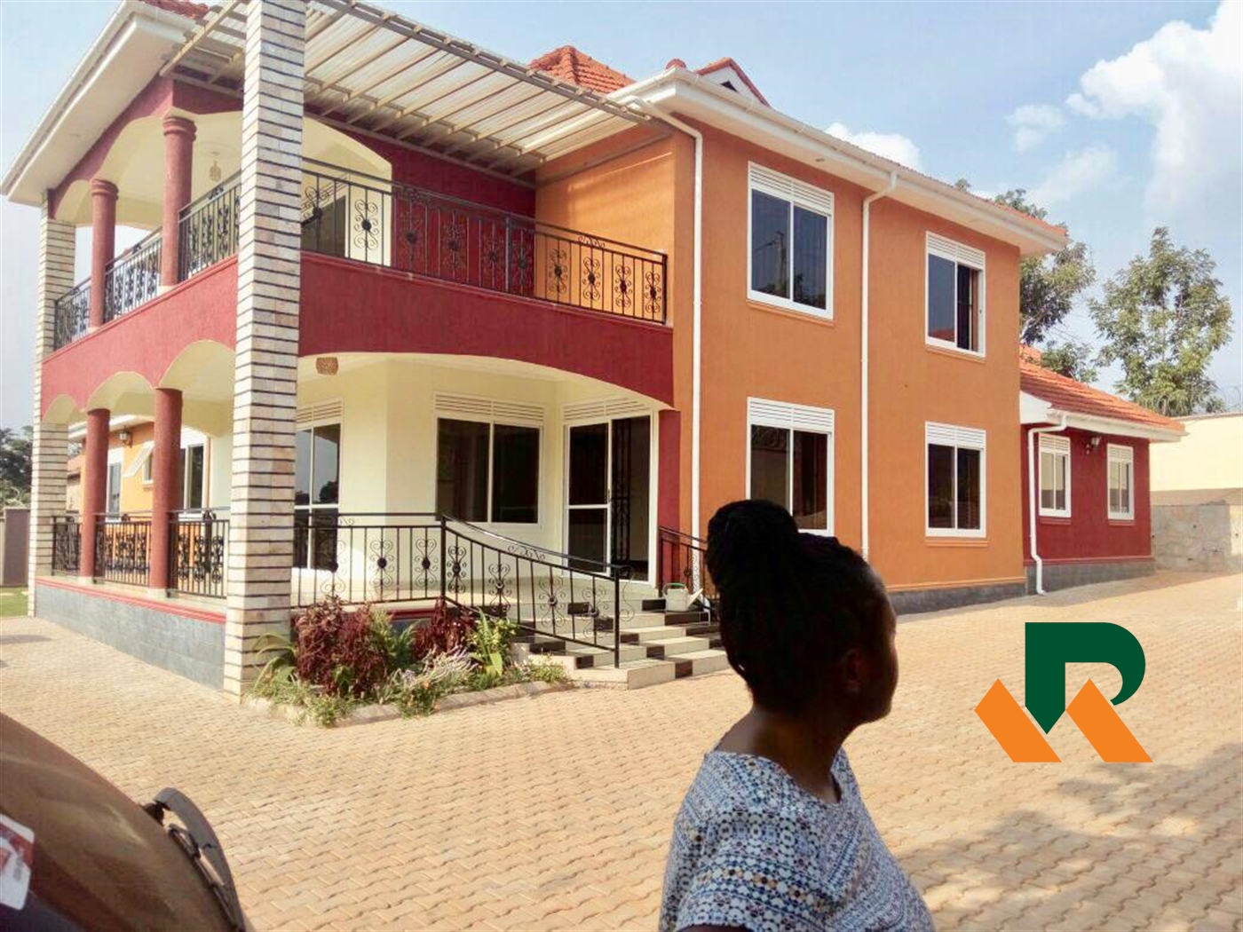 Storeyed house for sale in Najjera Wakiso