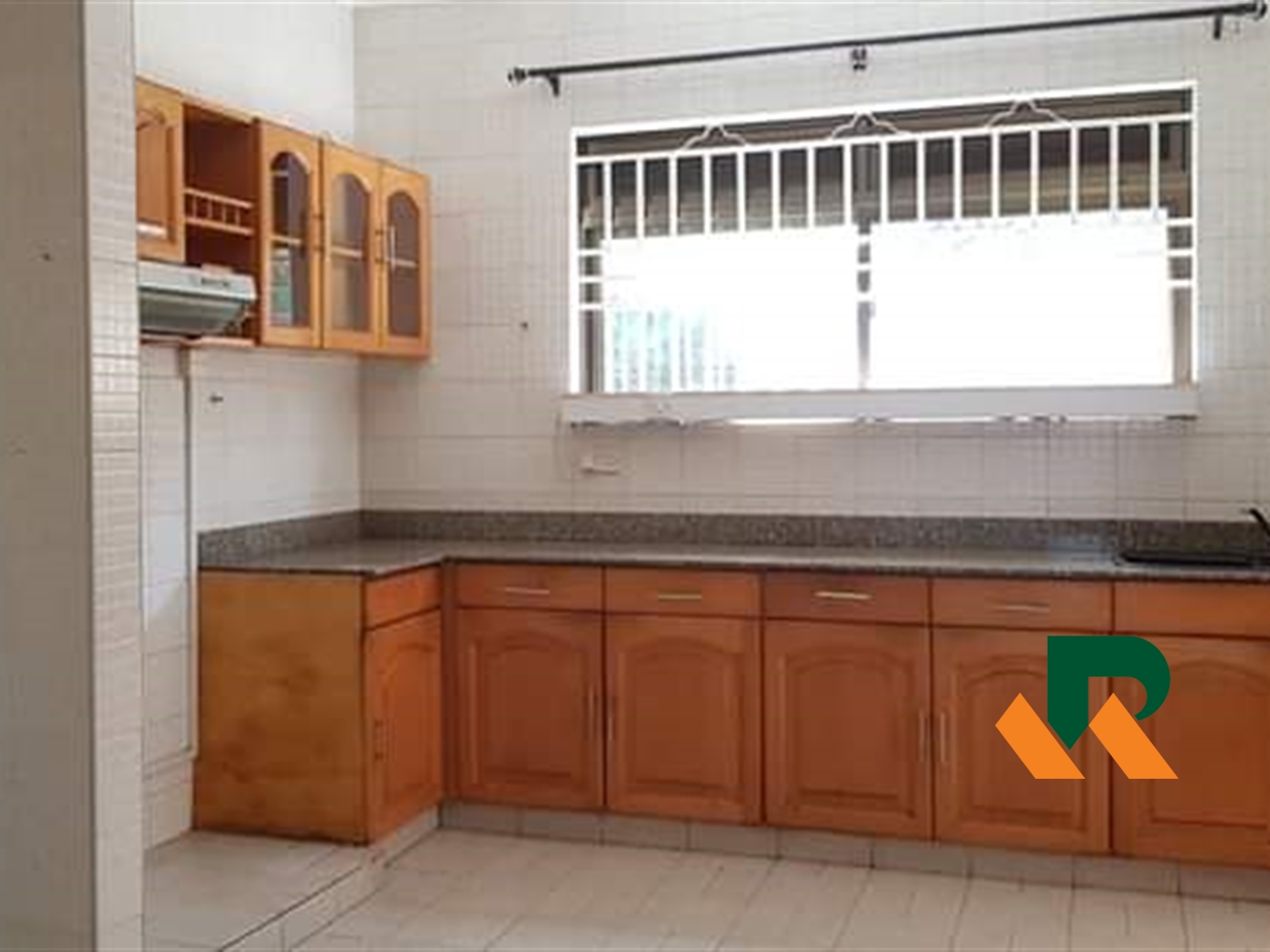 Bungalow for rent in Naguru Kampala