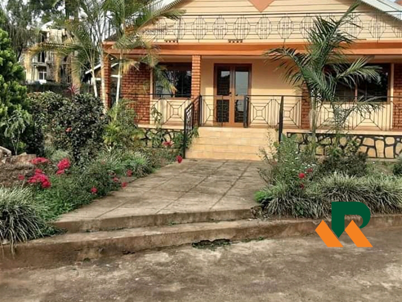 Bungalow for rent in Bukoto Kampala