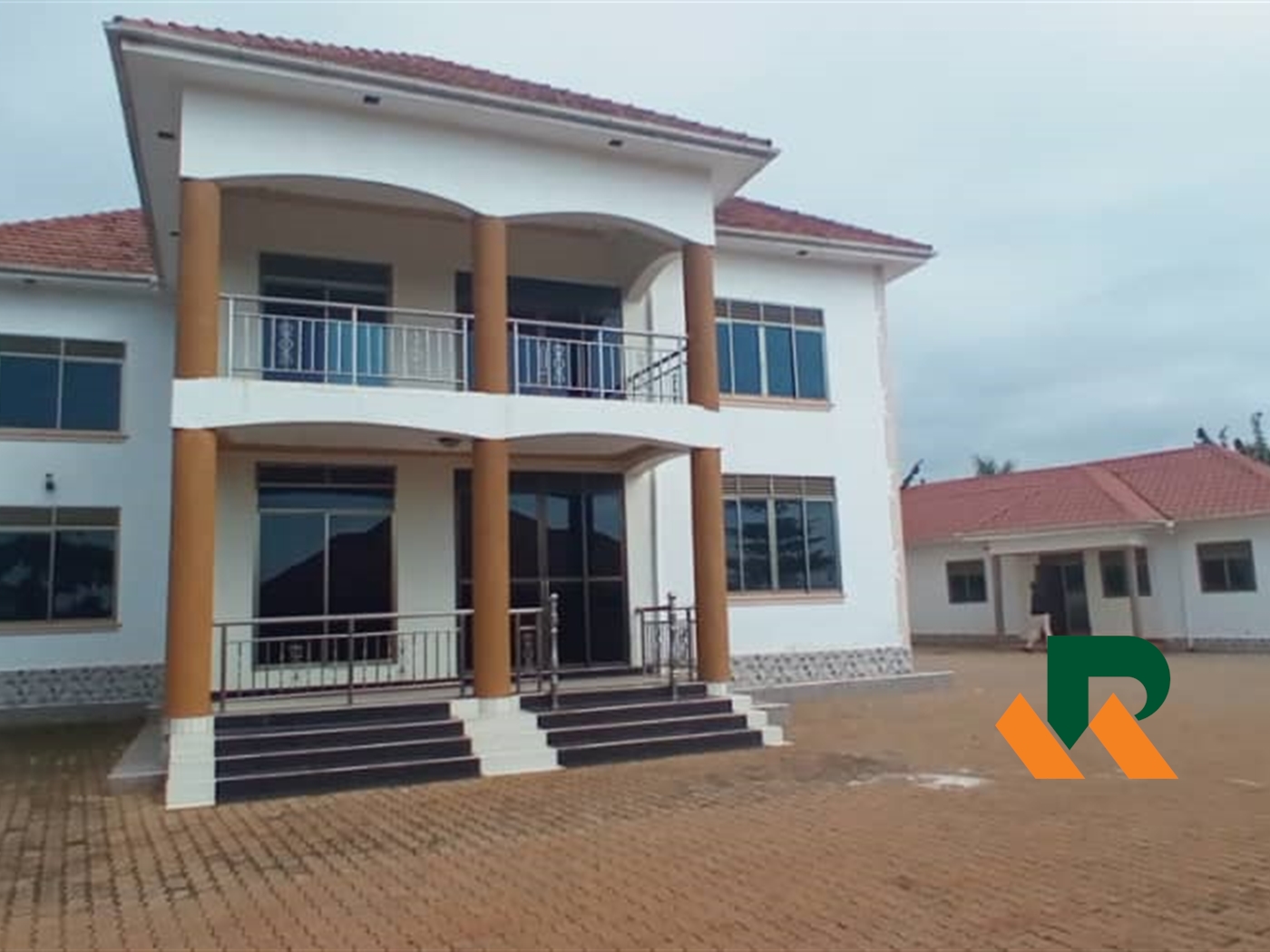 Storeyed house for sale in Gayaza Wakiso