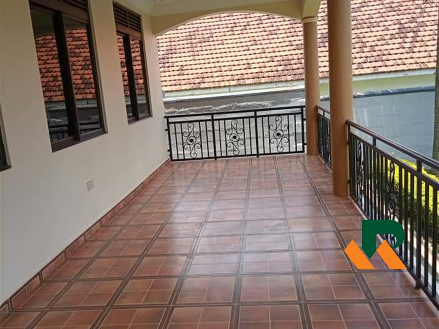 Storeyed house for sale in Bbunga Wakiso