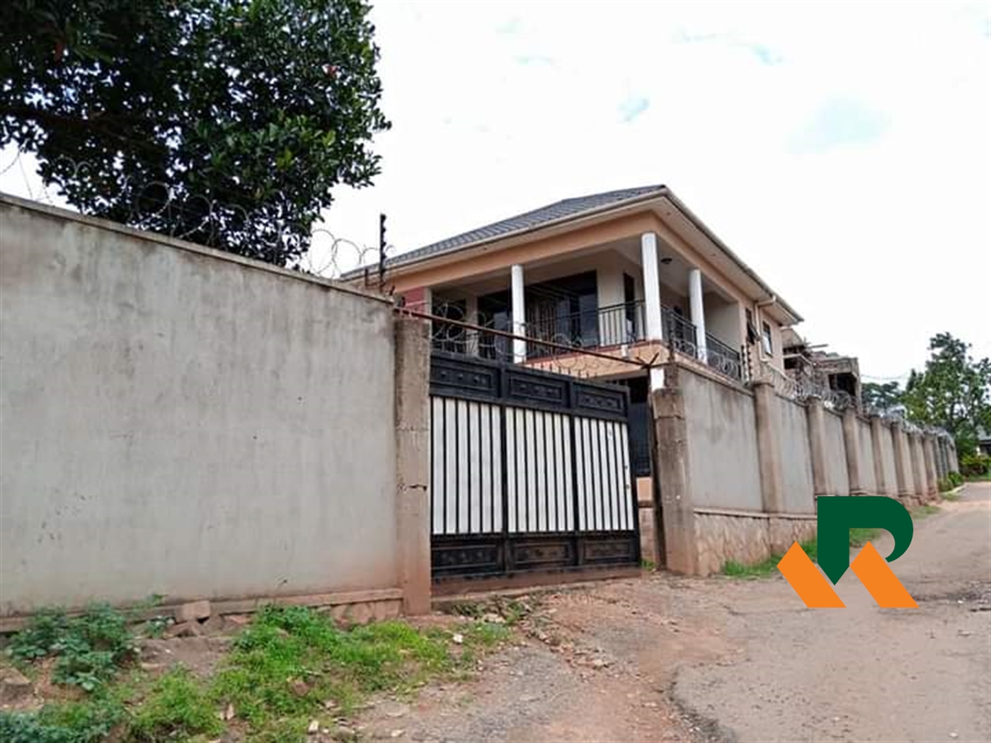 Storeyed house for sale in Kira Wakiso