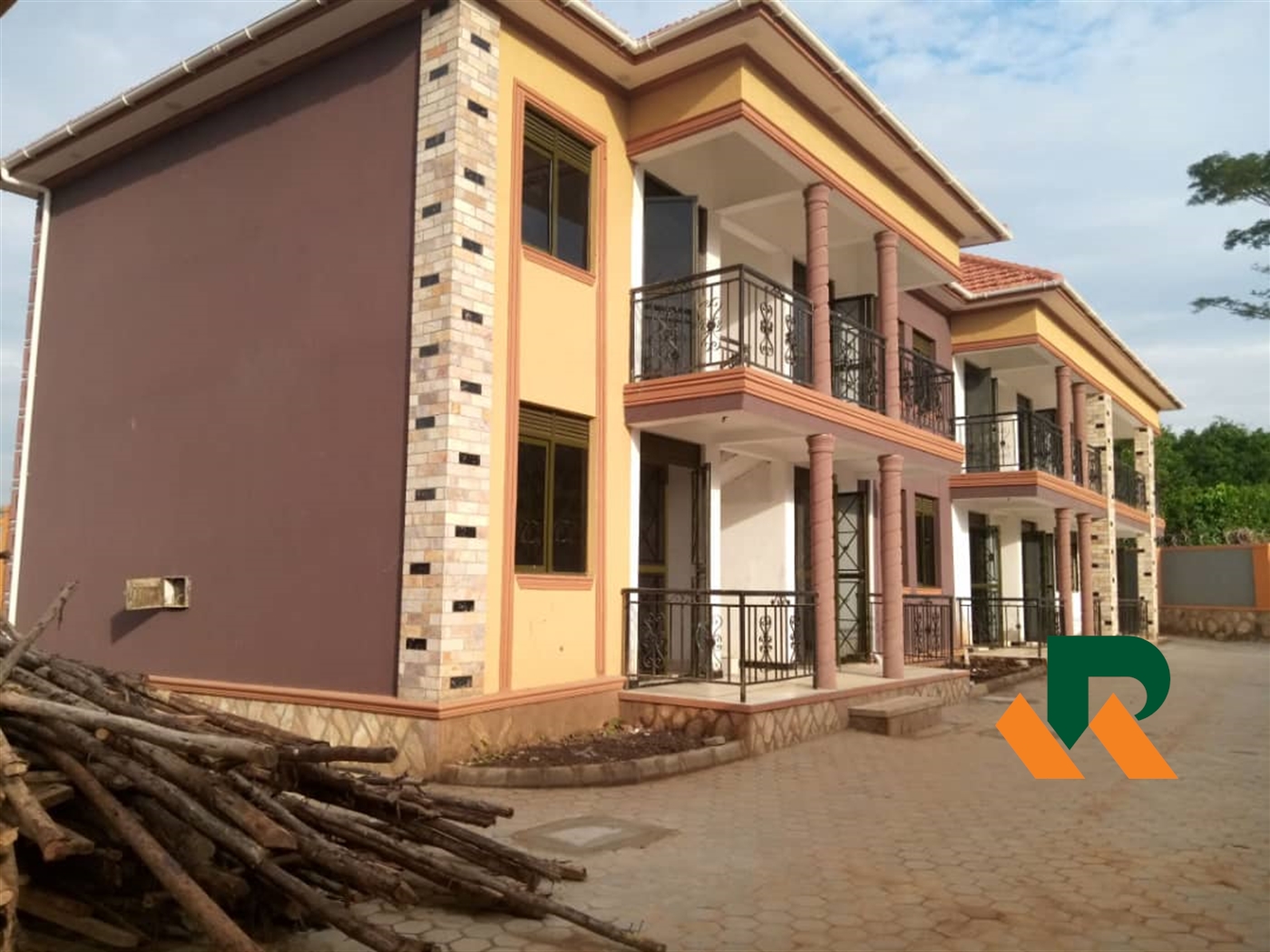 Apartment block for sale in Kiwaatule Wakiso