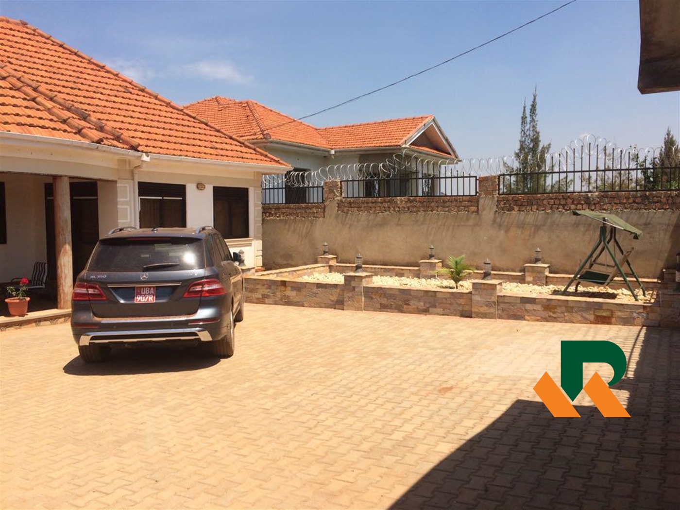 Bungalow for sale in Bwebajja Wakiso