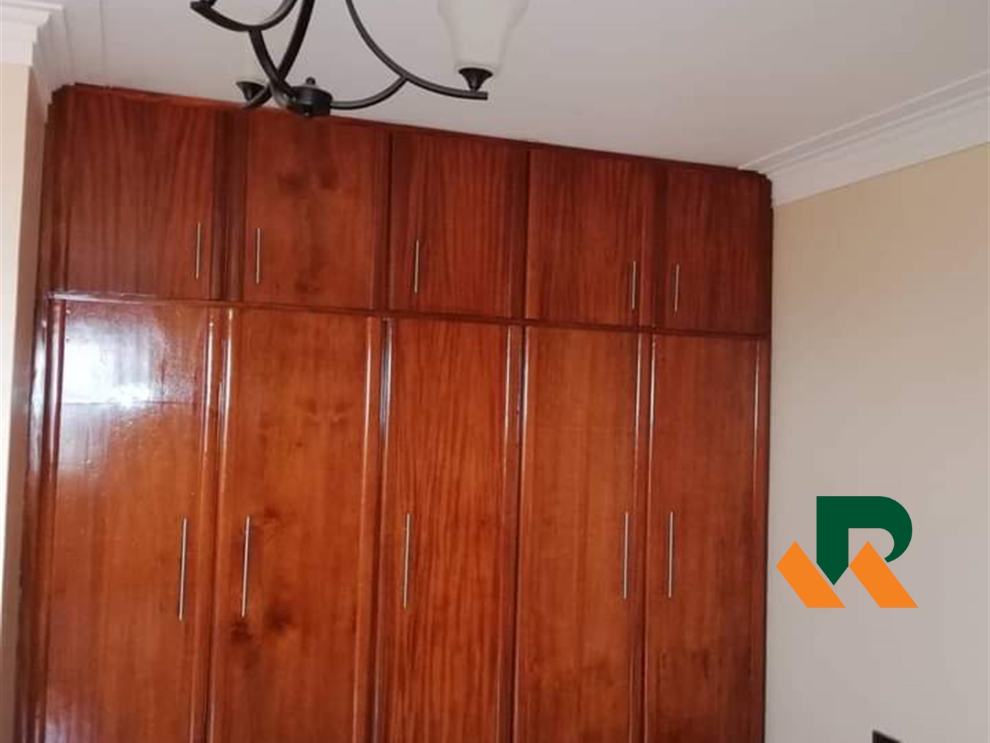 Apartment for rent in Kisaasi Kampala