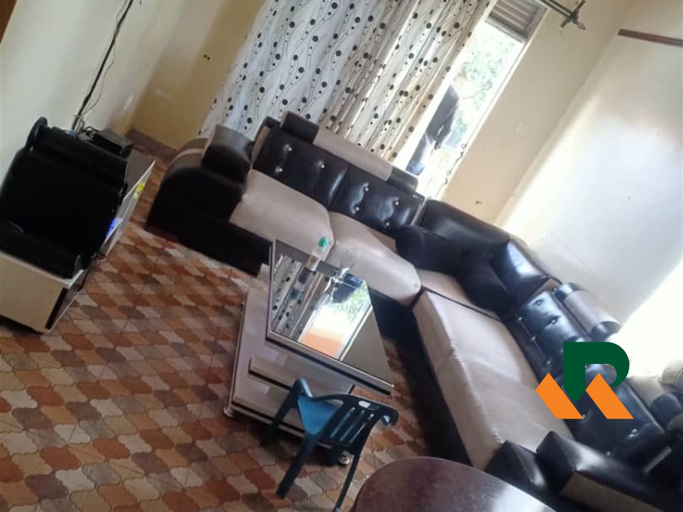 Storeyed house for sale in Kireka Wakiso