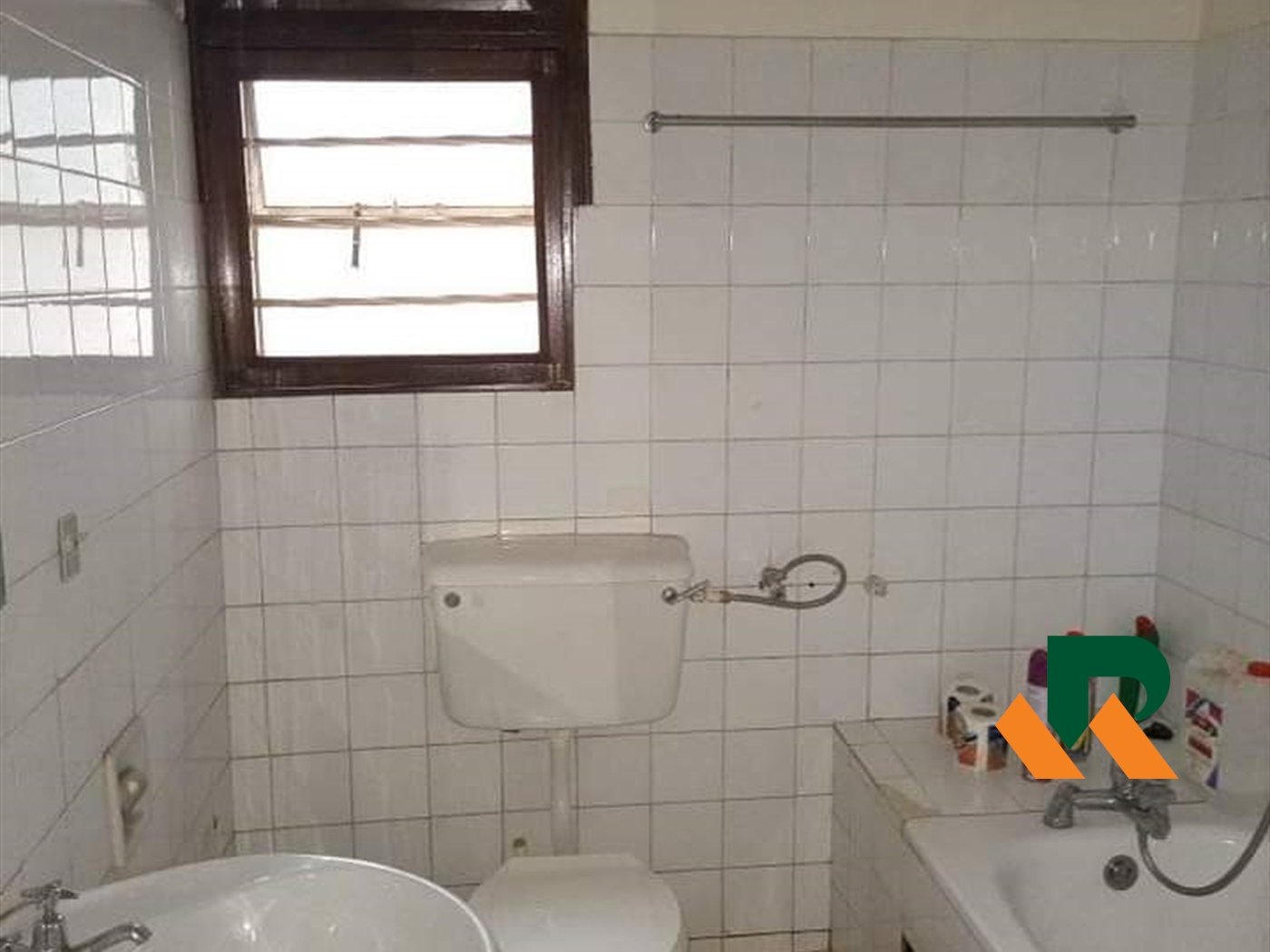 Bungalow for rent in Kansanga Kampala