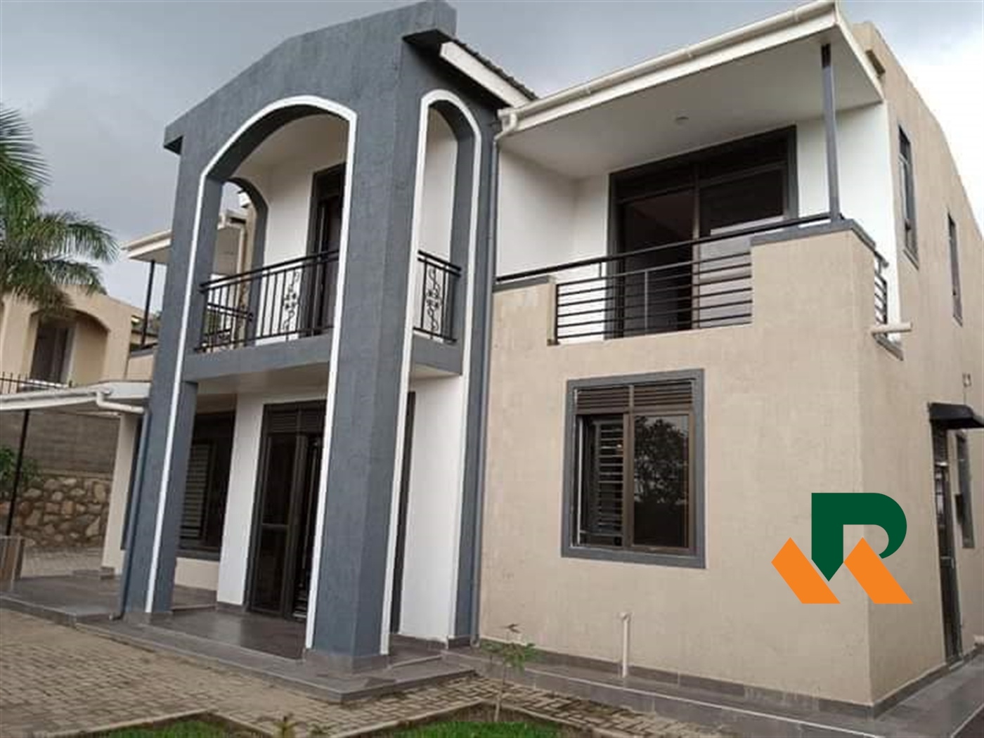 Town House for sale in Kireka Kampala