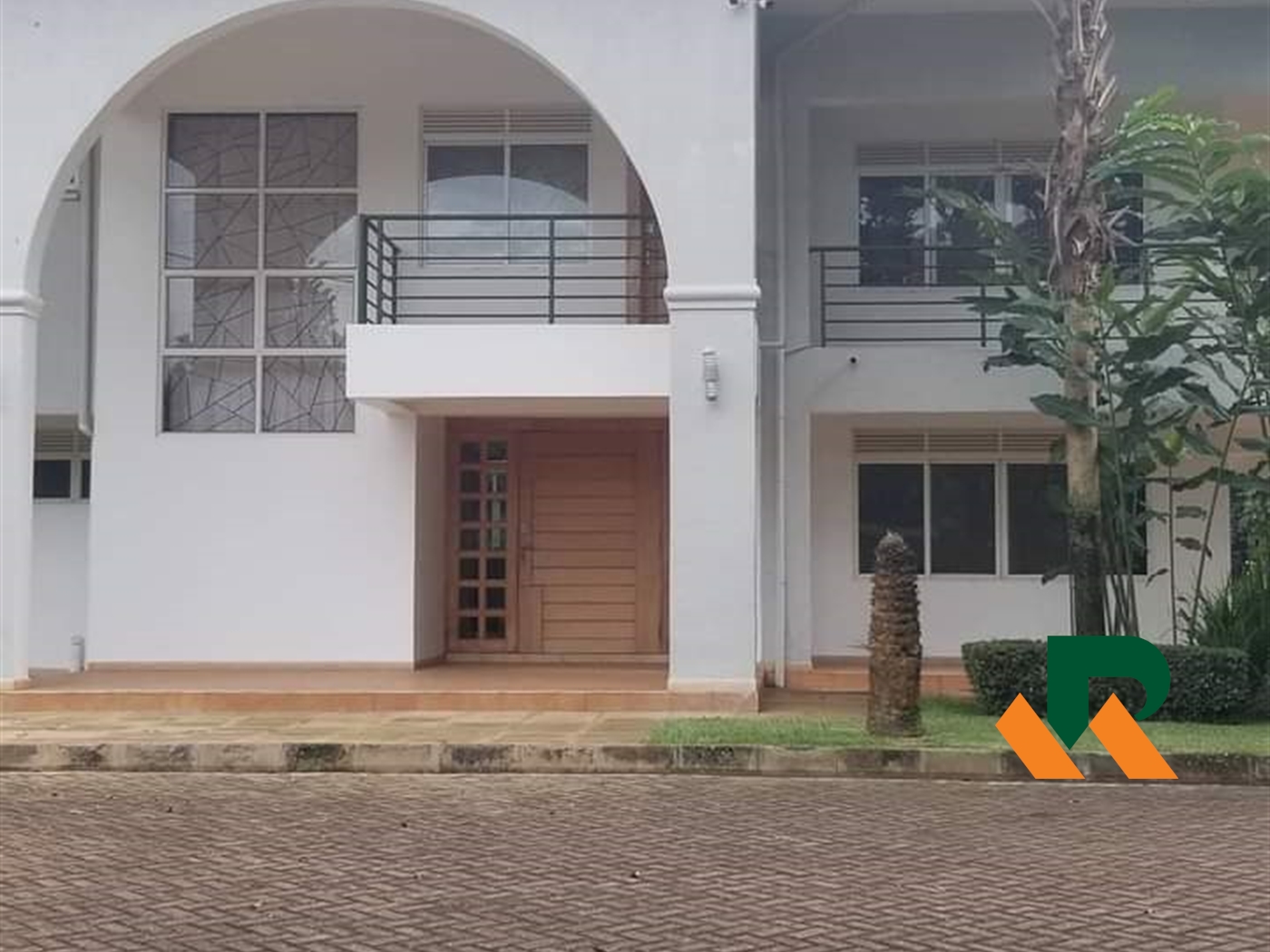 Storeyed house for rent in Naguru Kampala