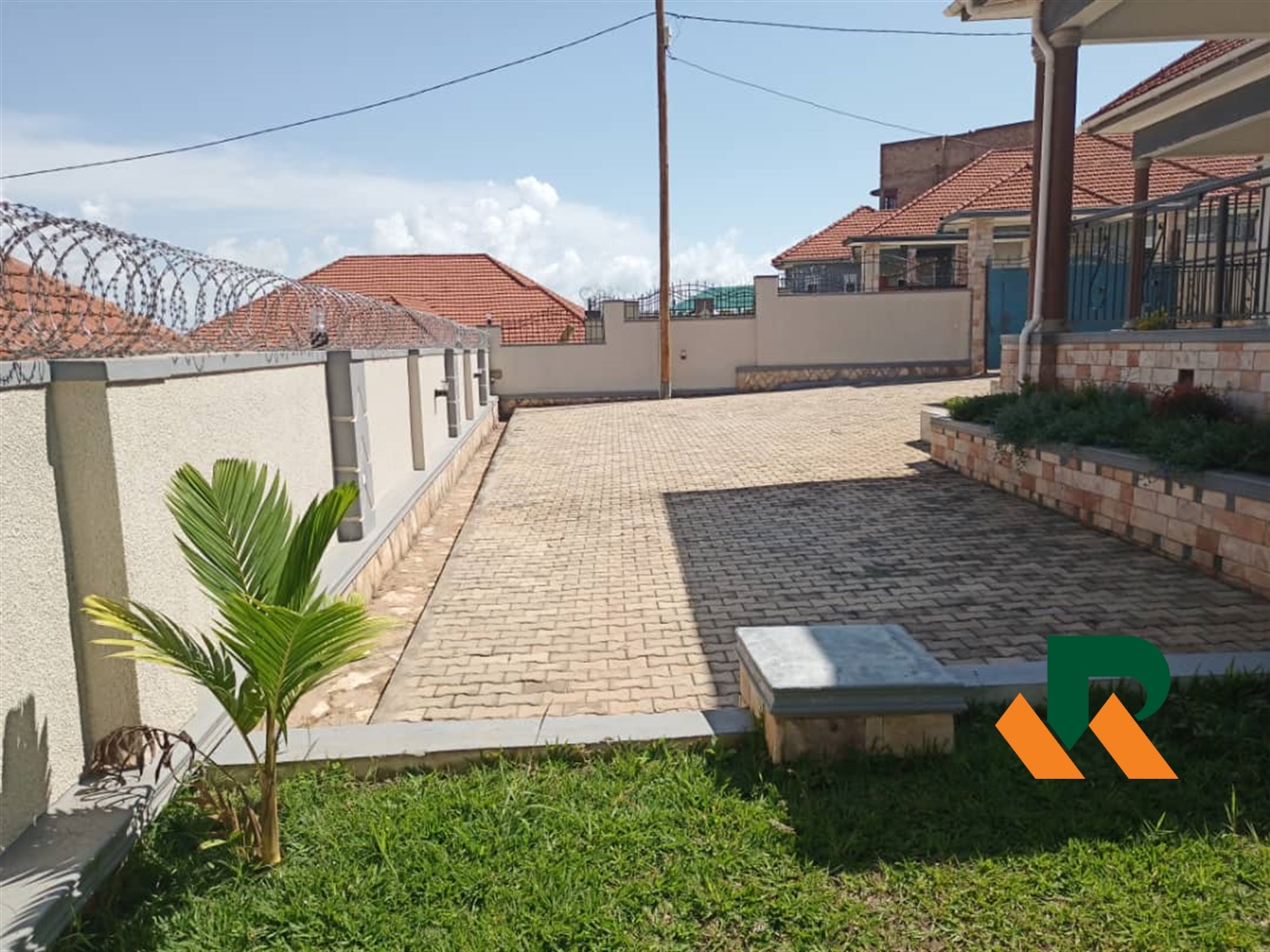 Bungalow for sale in Bwebajja Wakiso