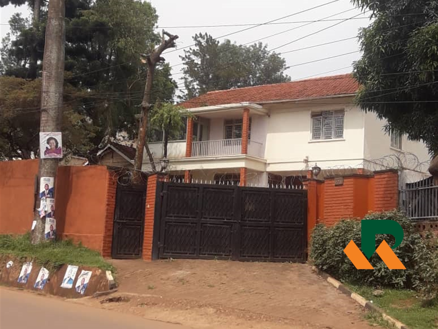 Storeyed house for rent in Muyenga Kampala