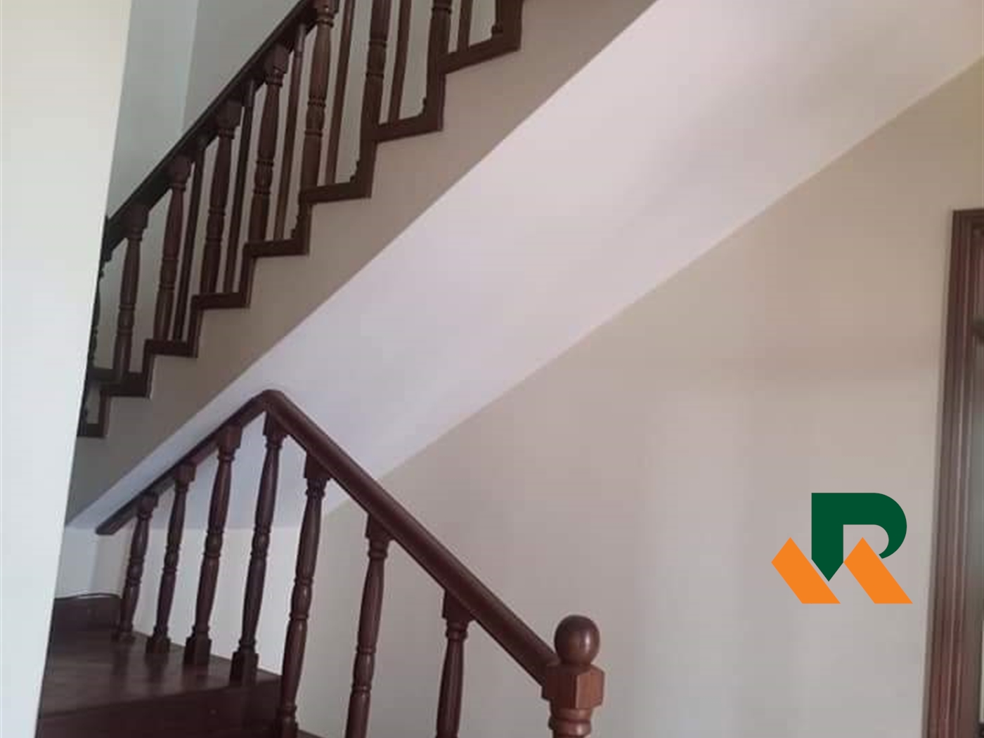 Storeyed house for rent in Mutungo Kampala