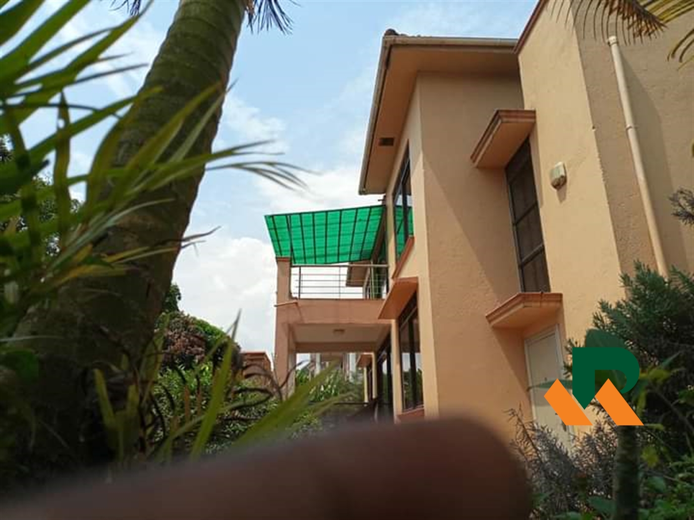 Storeyed house for rent in Muyenga Kampala