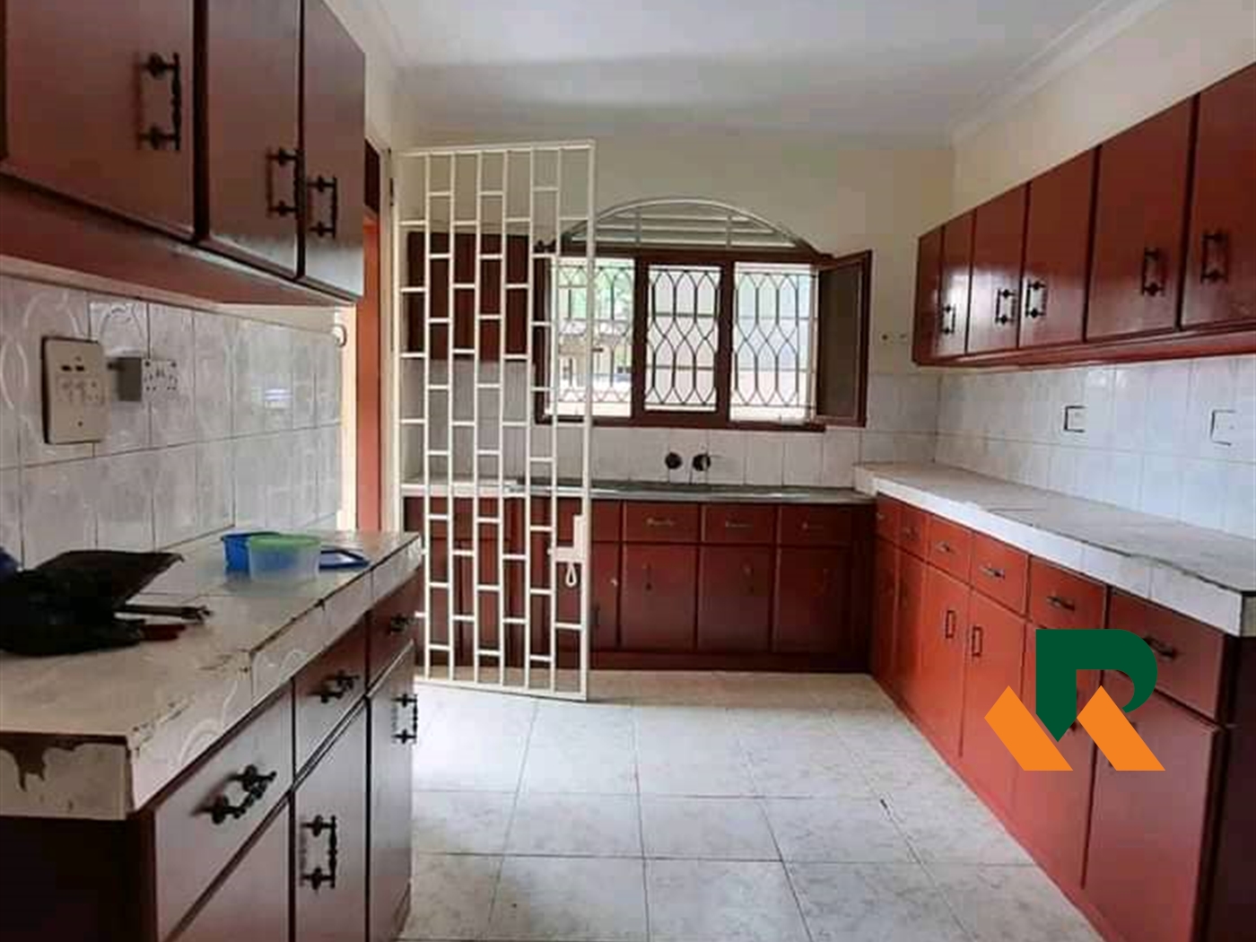 Bungalow for rent in Naalya Kampala