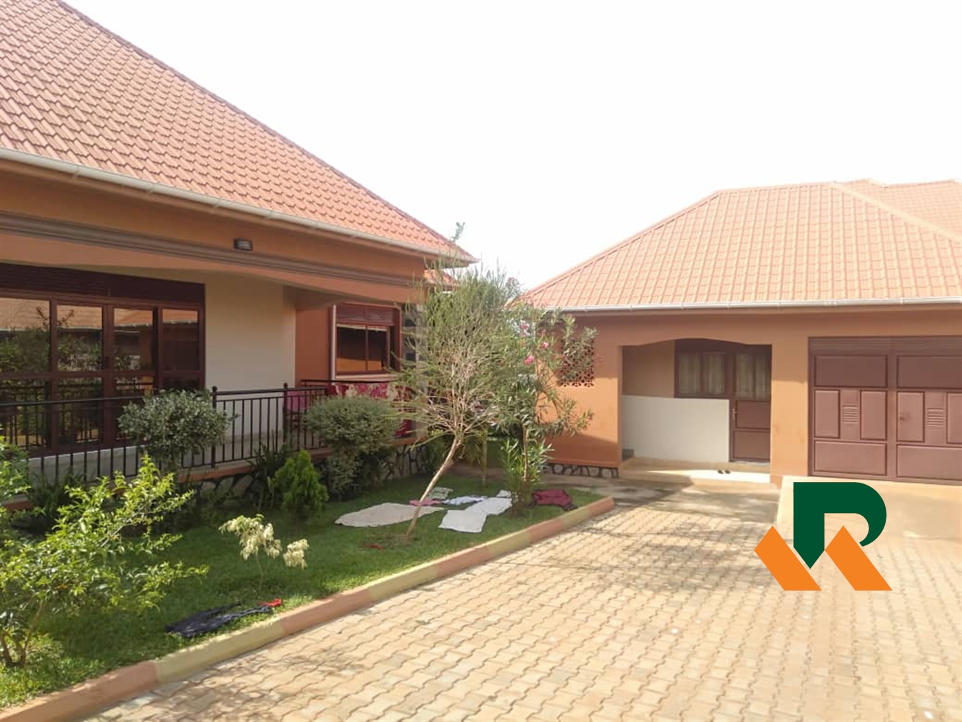 Bungalow for sale in Bwebajja Wakiso