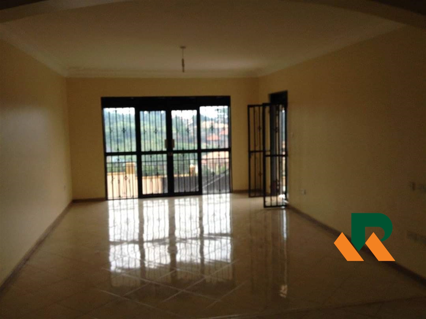 Bungalow for rent in Kira Wakiso