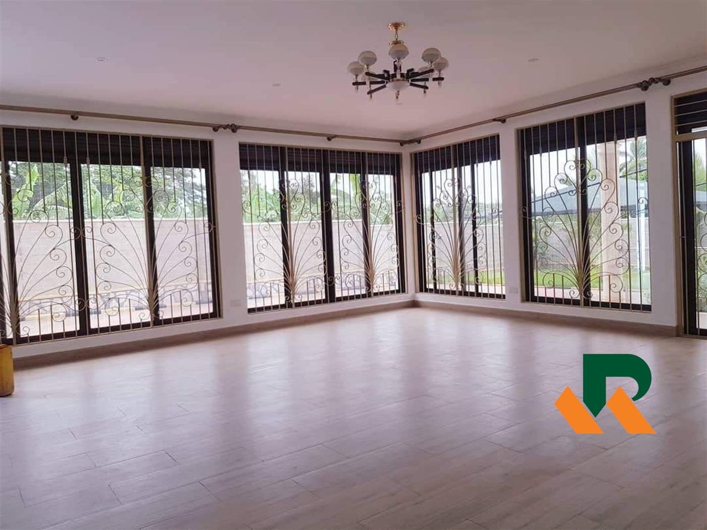 Mansion for rent in Munyonyo Kampala