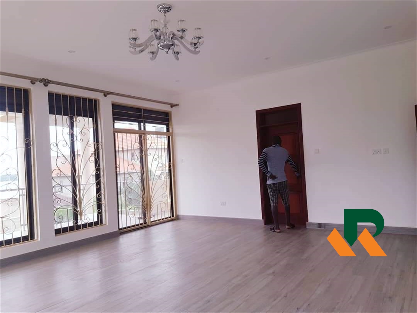 Mansion for rent in Munyonyo Kampala