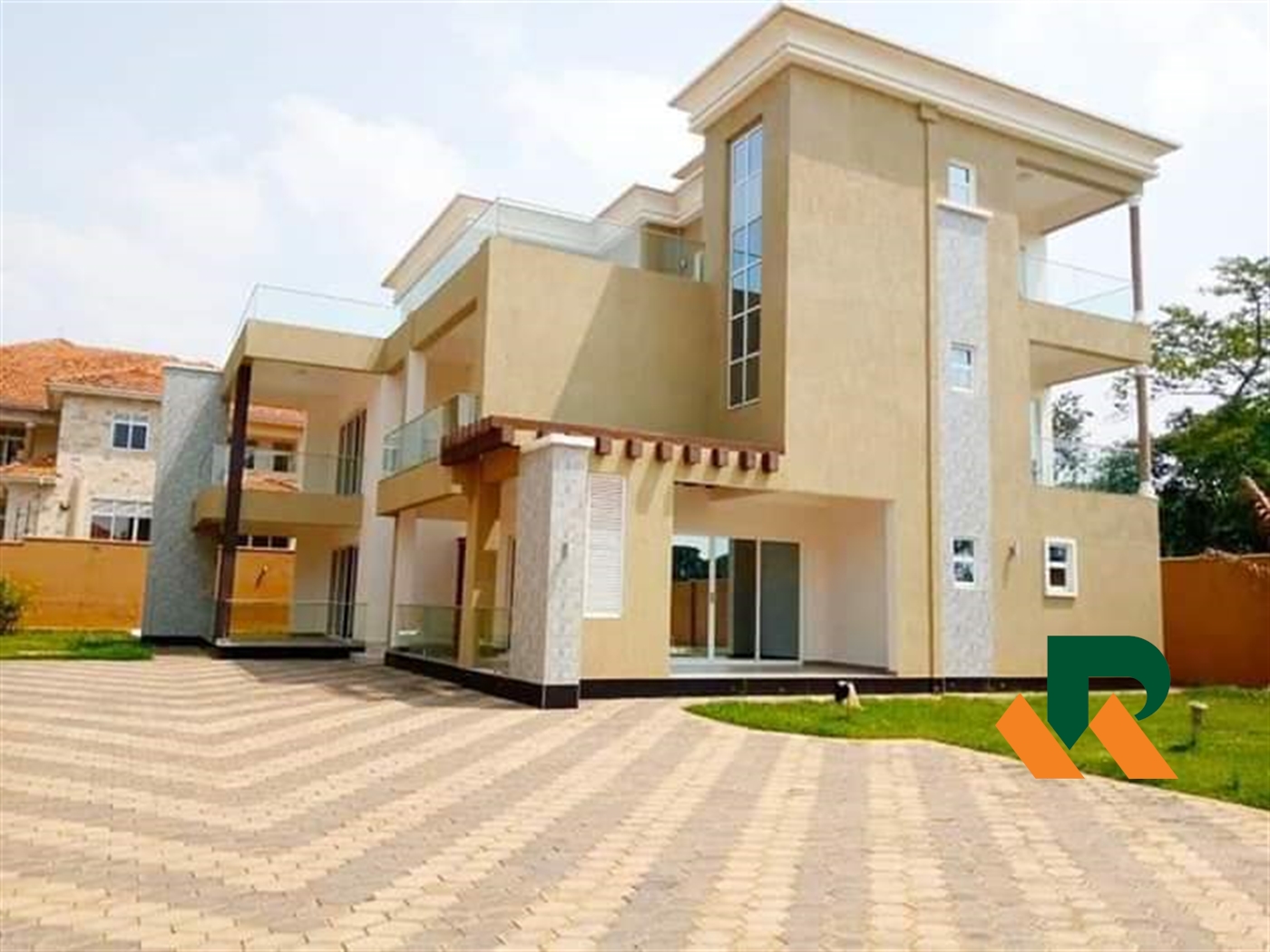 Mansion for rent in Munyonyo Kampala