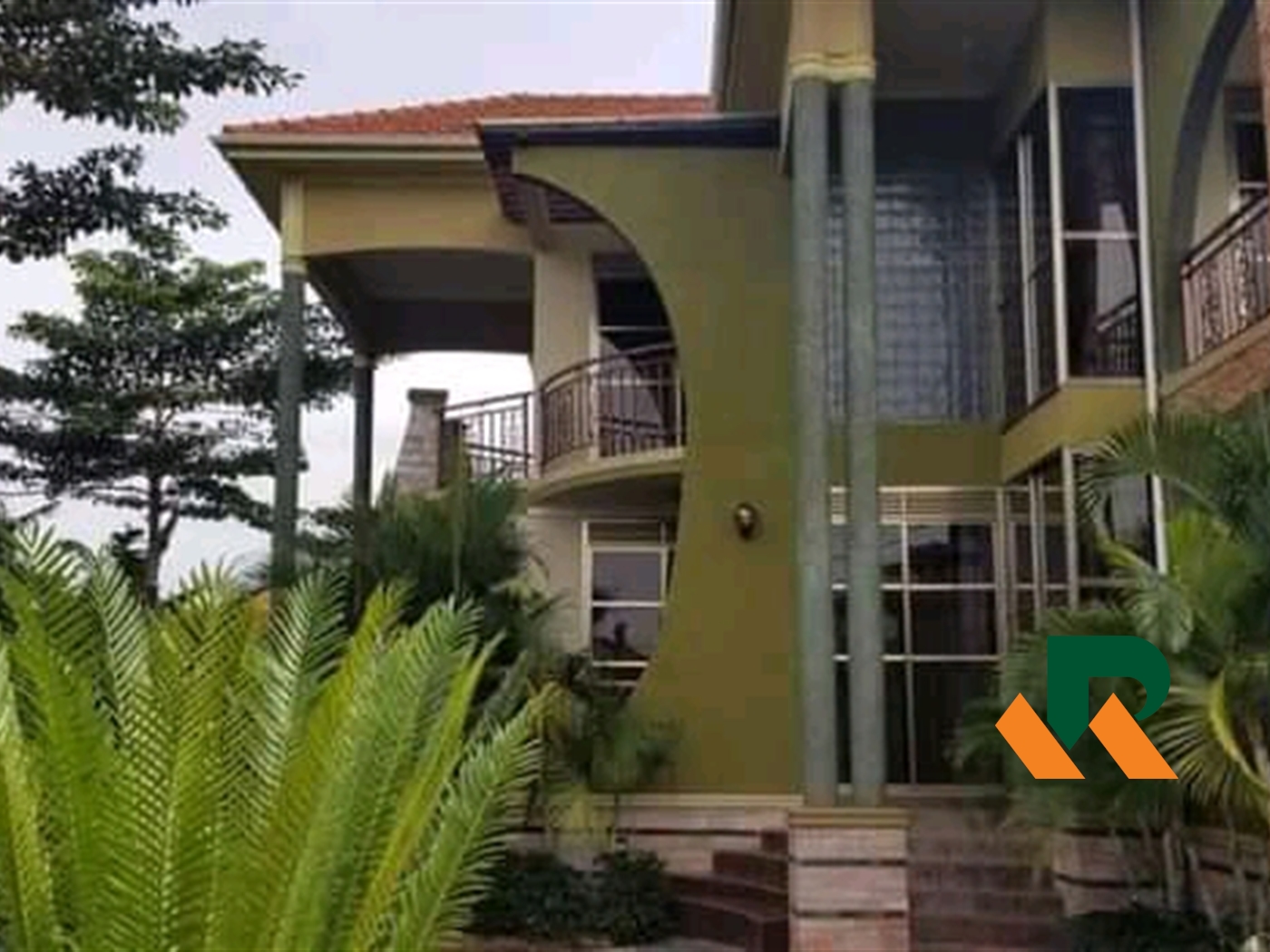 Storeyed house for sale in Naalya Wakiso