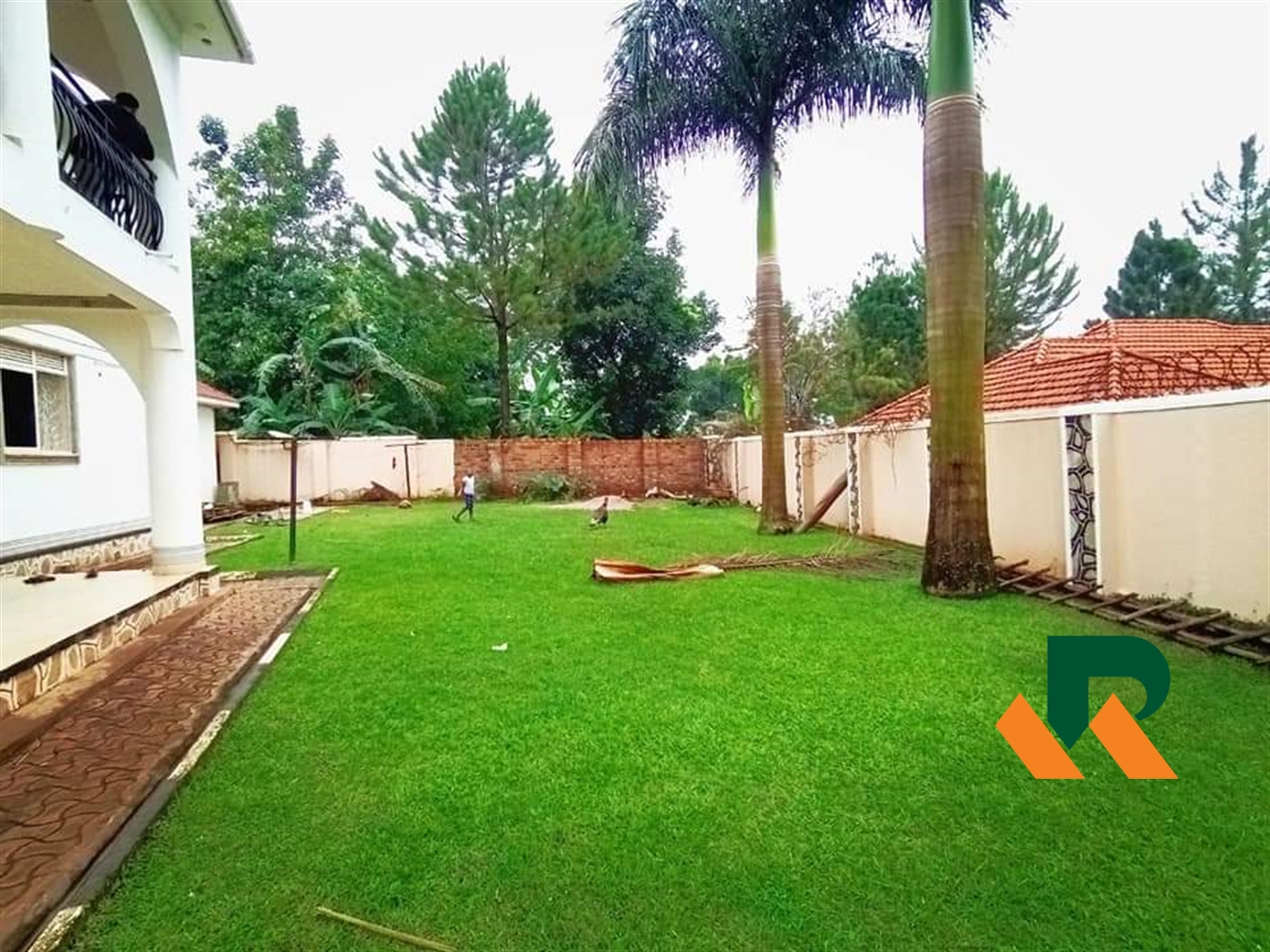 Storeyed house for sale in Kira Wakiso