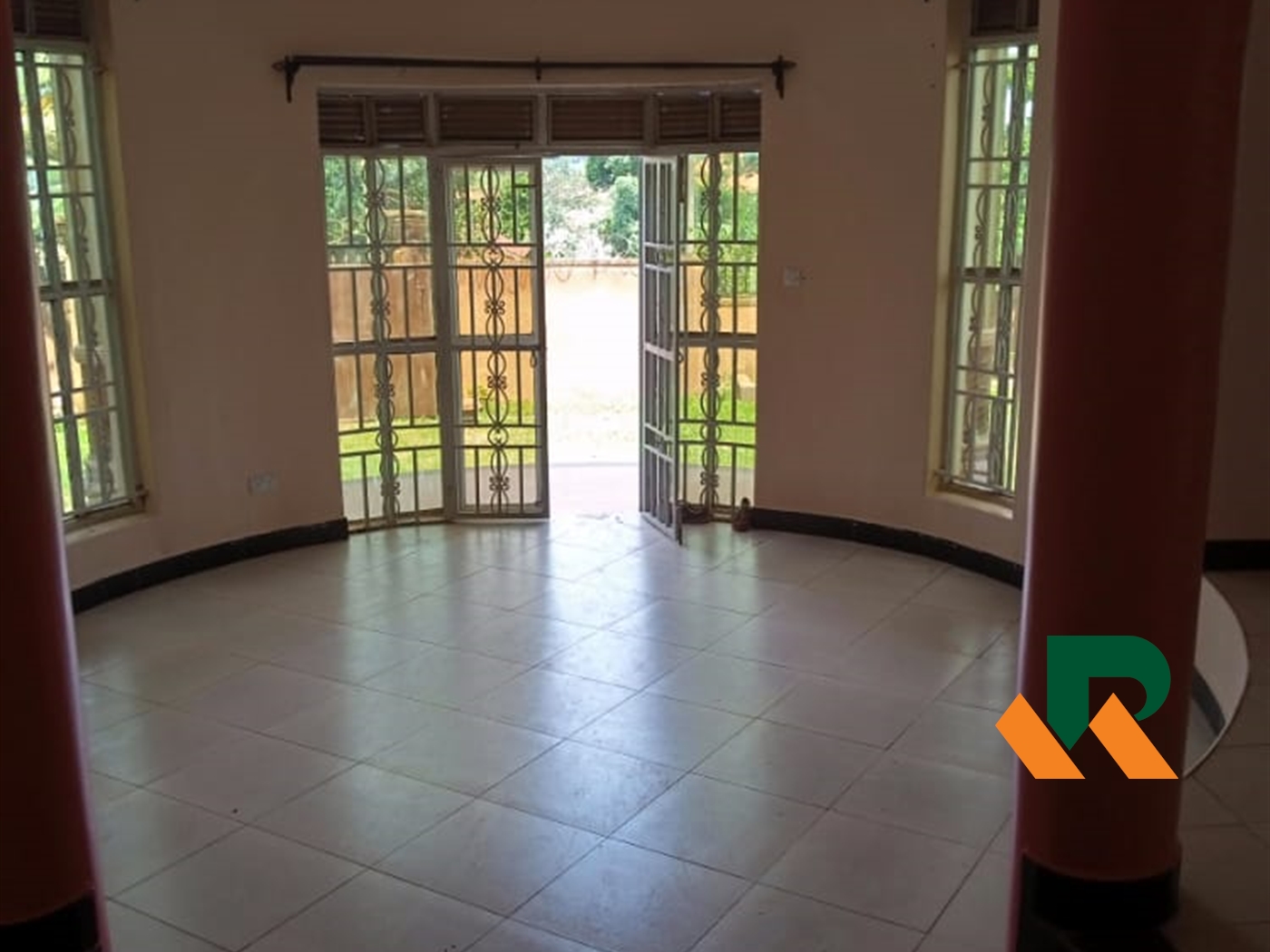 Storeyed house for sale in Bwebajja Wakiso