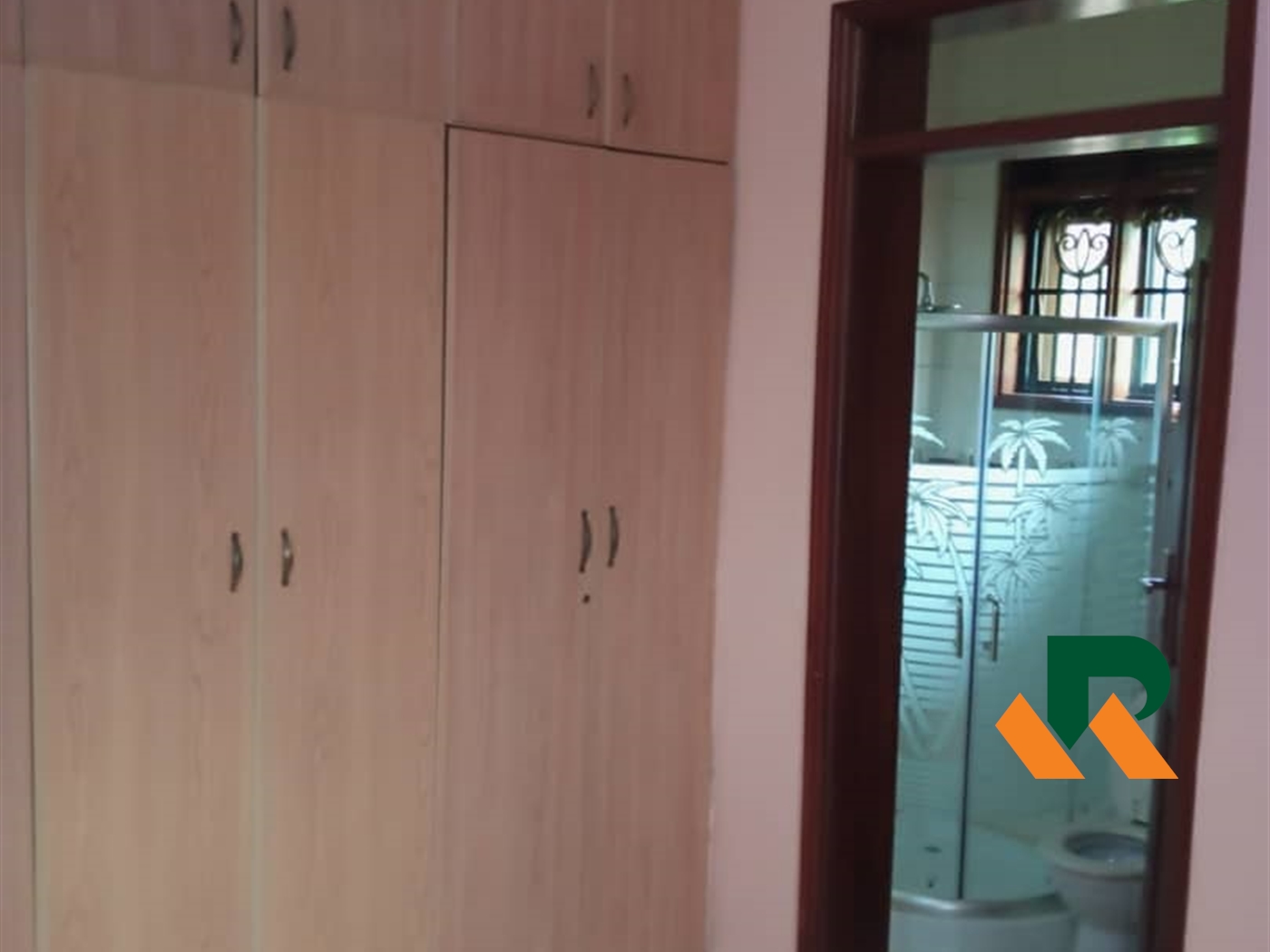 Storeyed house for rent in Kyanja Kampala