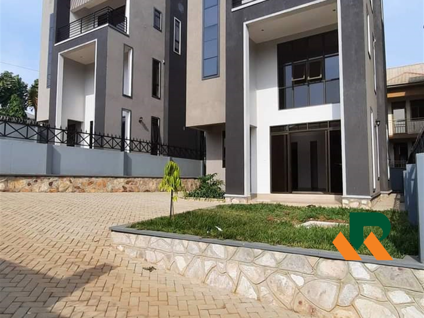 Town House for rent in Kyanja Kampala