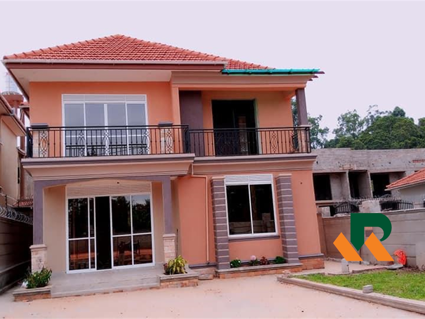 Storeyed house for sale in Kira Wakiso