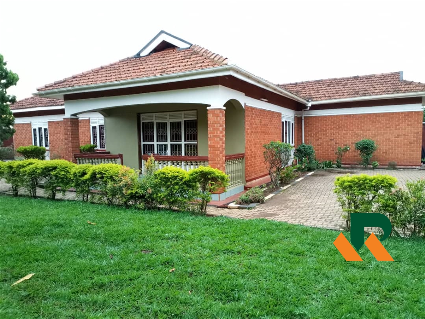 Bungalow for sale in Naalya Wakiso