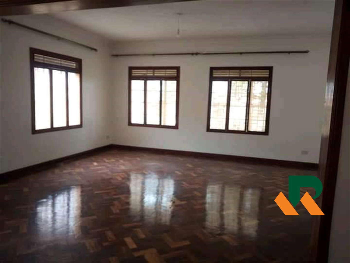 Storeyed house for rent in Bugoloobi Kampala