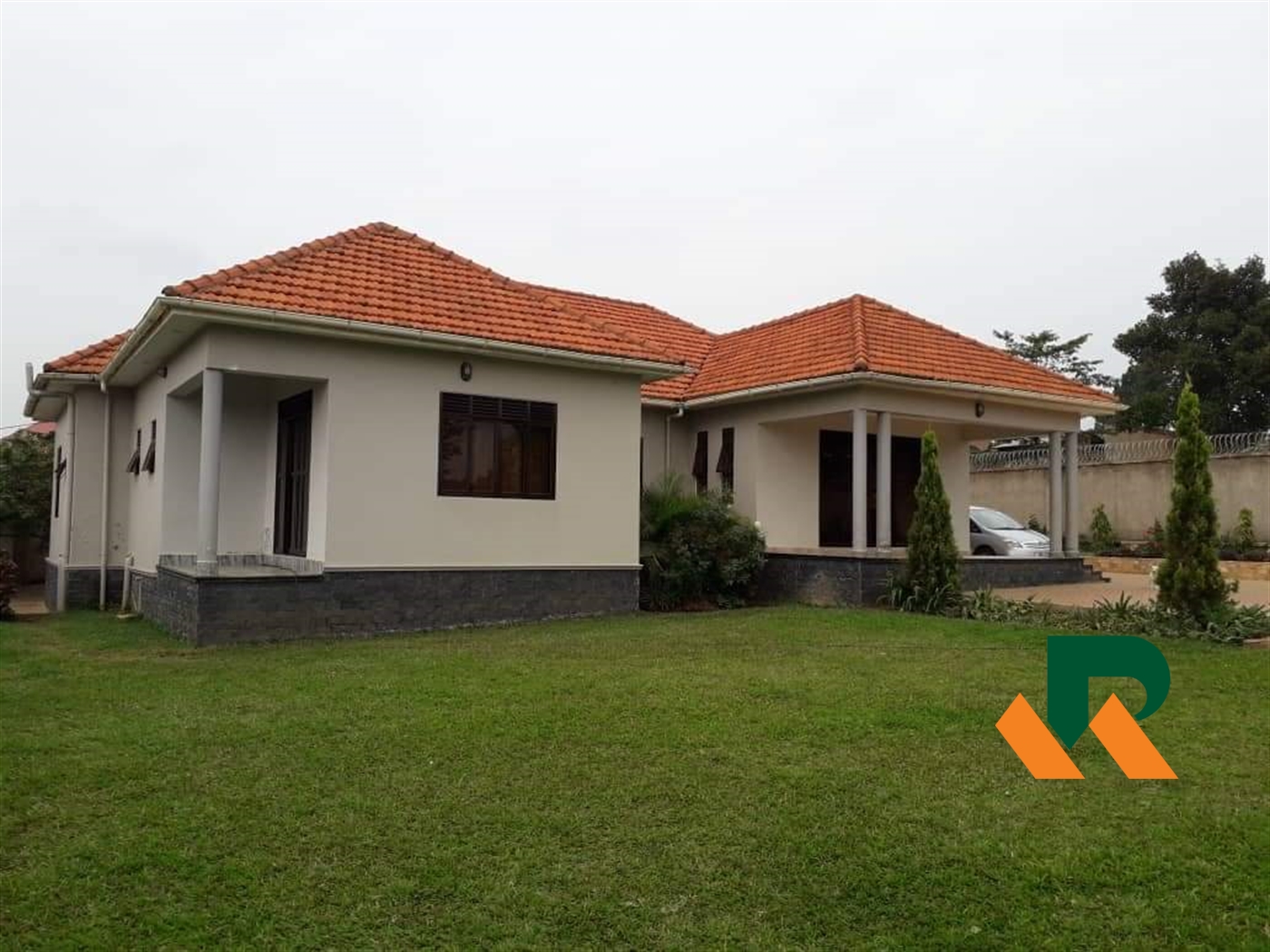 Bungalow for sale in Gayaza Wakiso