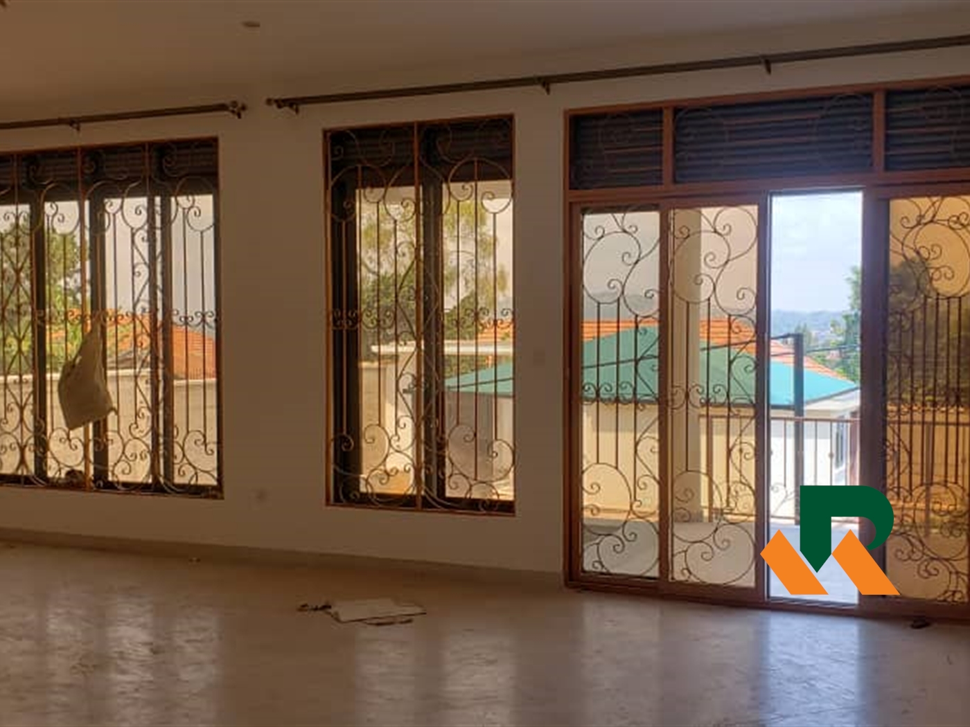 Storeyed house for sale in Munyonyo Kampala