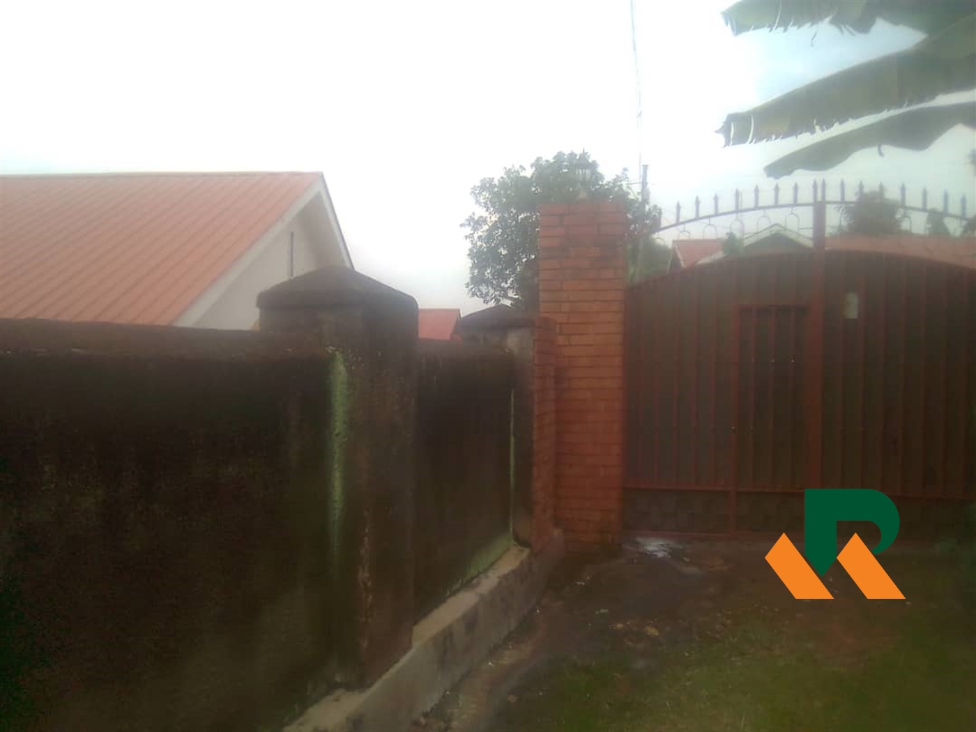 Bungalow for sale in Seguku Wakiso