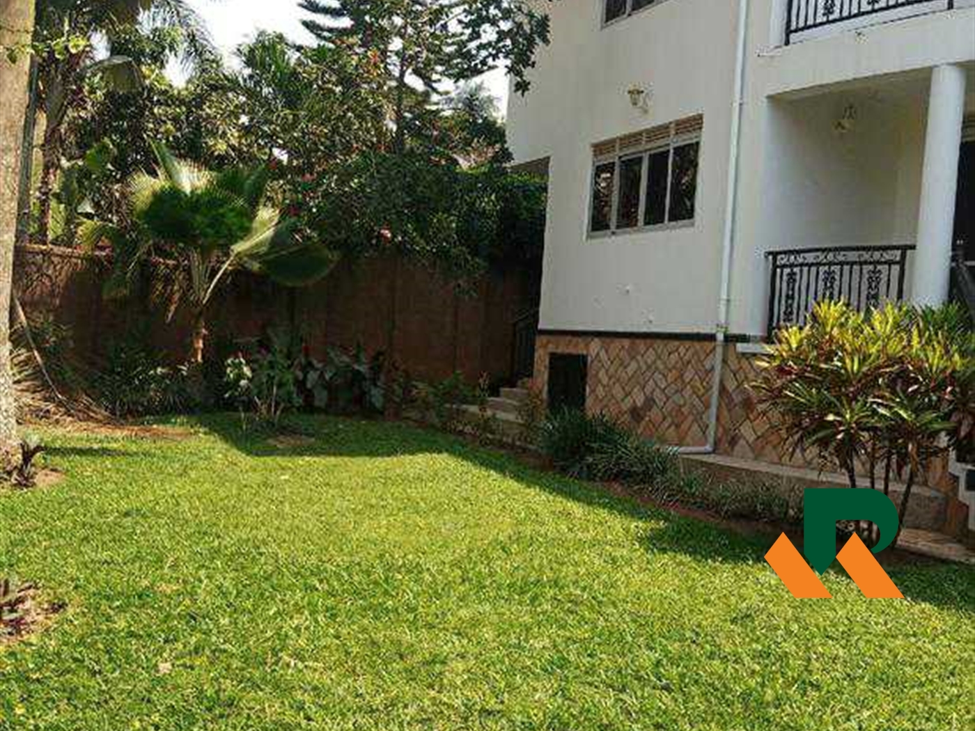 Storeyed house for rent in Naguru Kampala