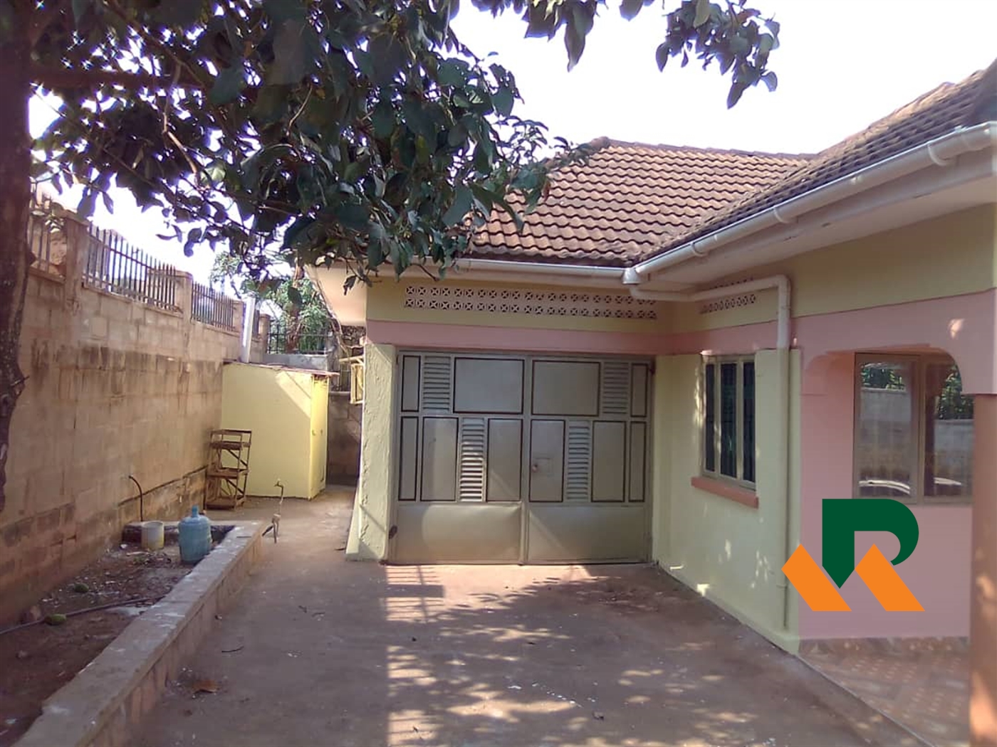 Bungalow for rent in Buziga Kampala