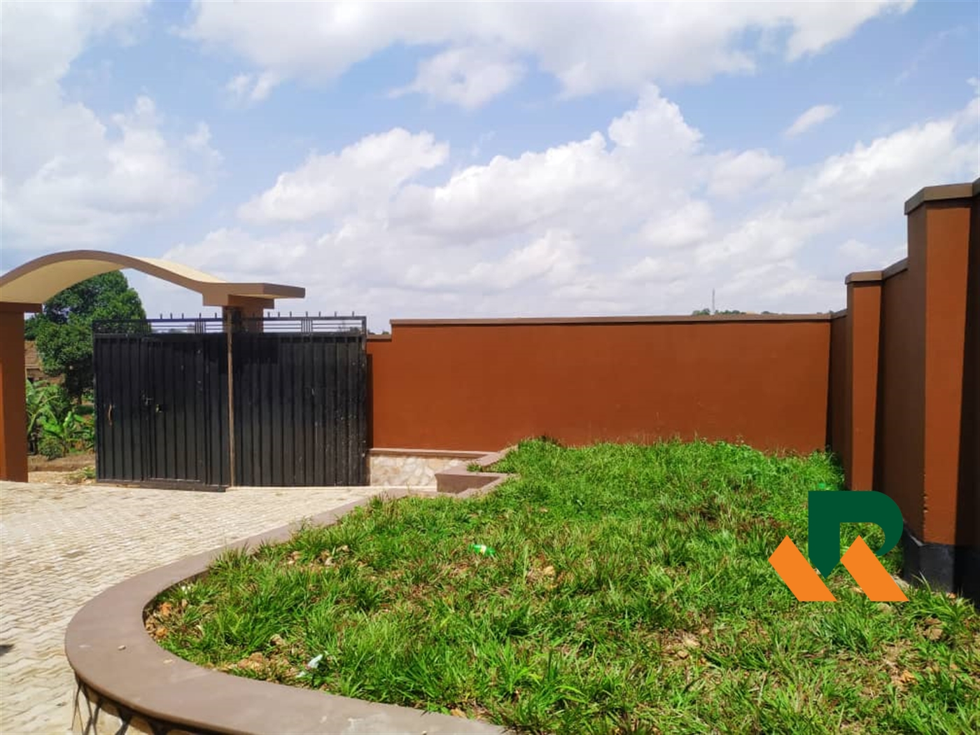 Bungalow for sale in Kira Wakiso