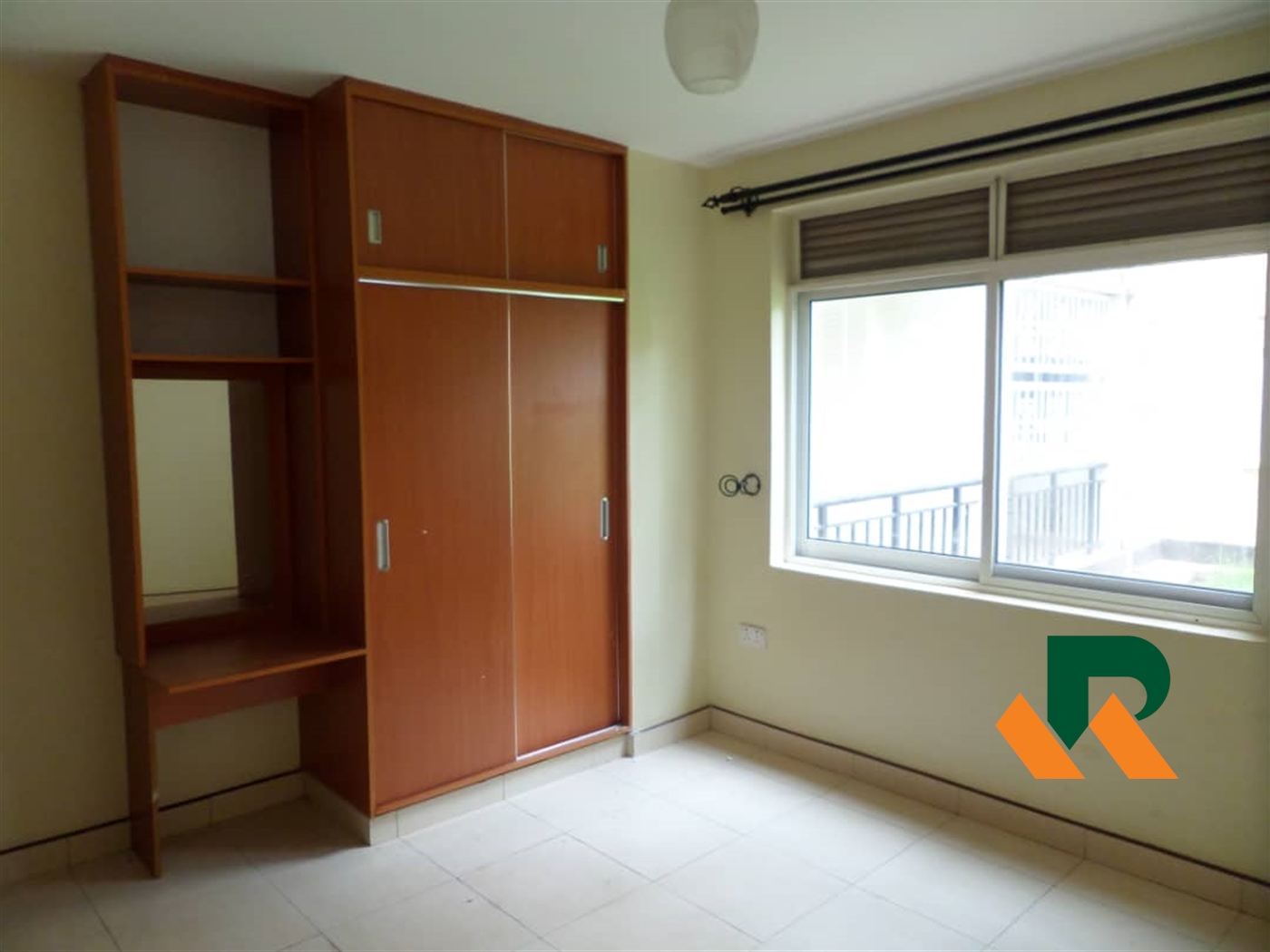 Apartment for sale in Bugoloobi Kampala