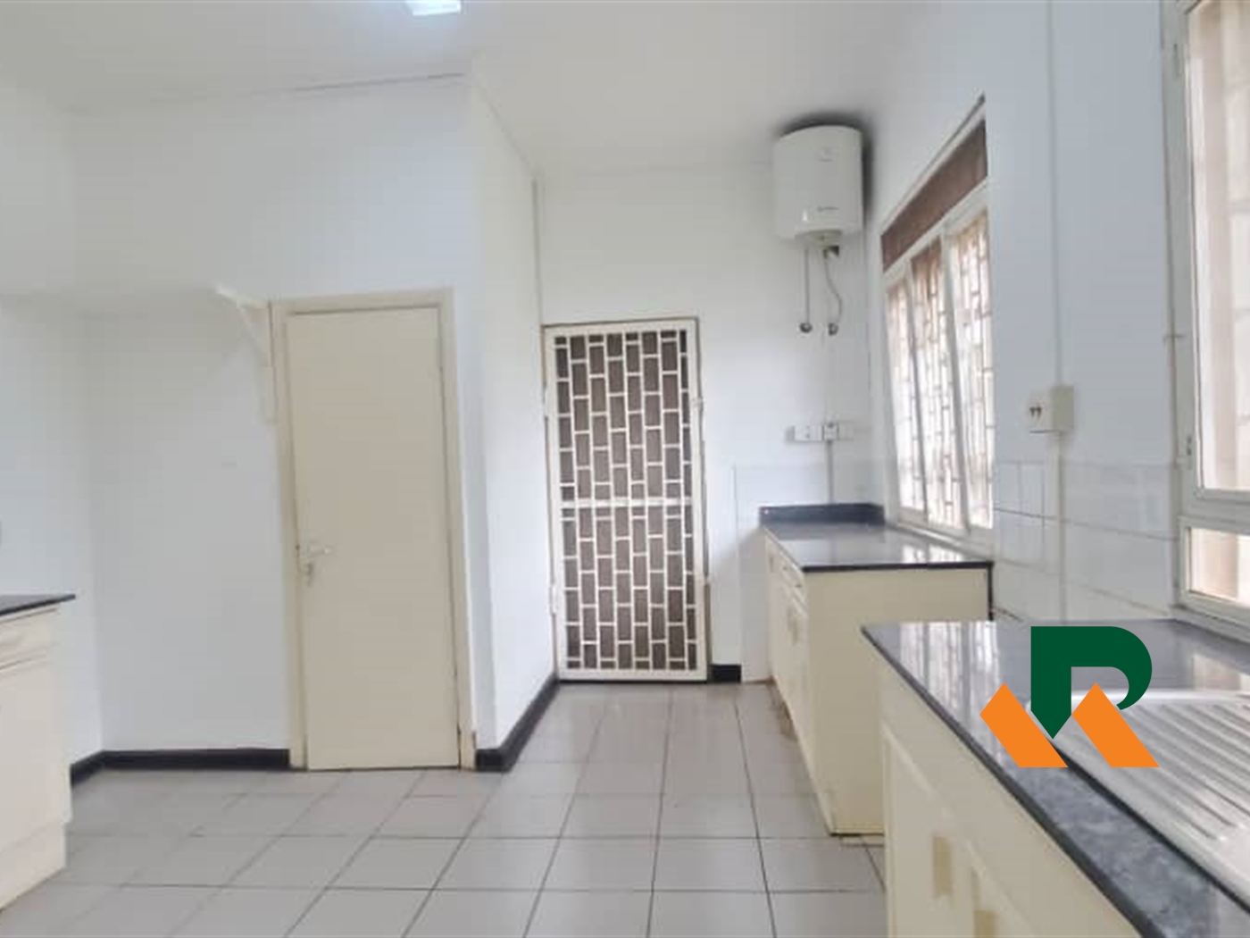 Storeyed house for rent in Kololo Kampala