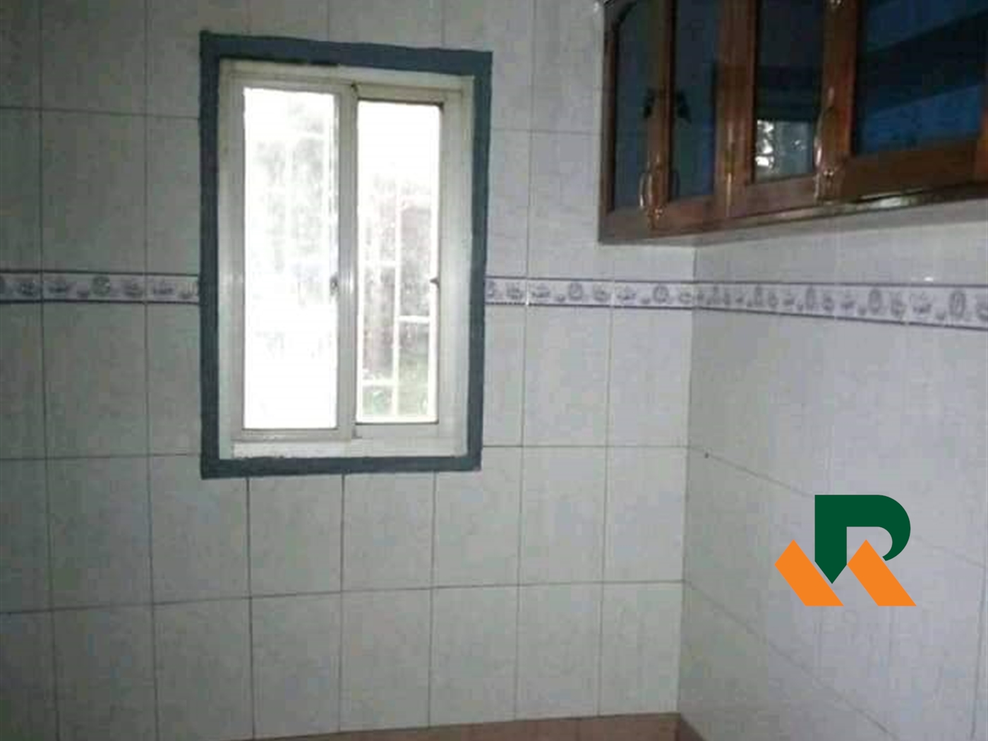 Apartment for sale in Bugoloobi Kampala