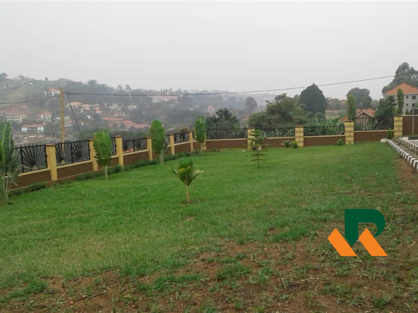 Storeyed house for sale in Namulanda Wakiso