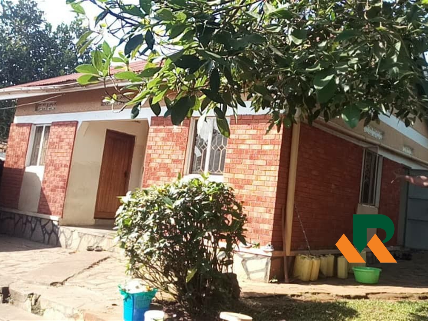 Bungalow for sale in Saza Mukono