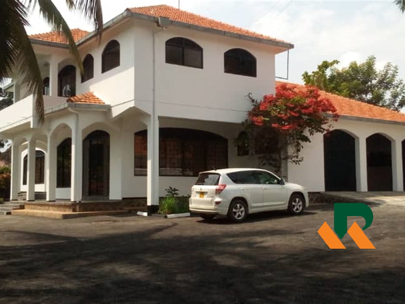 Storeyed house for rent in Munyonyo Kampala