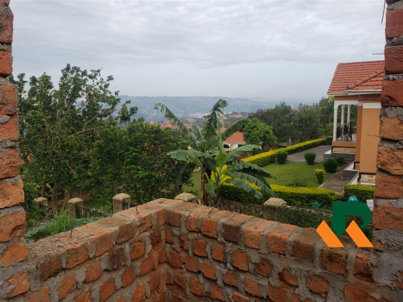 Bungalow for sale in Bwebajja Wakiso