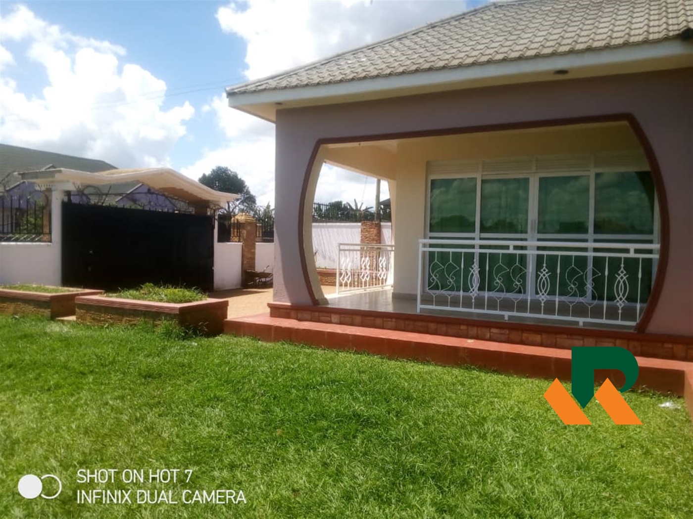 Bungalow for sale in Kira Wakiso