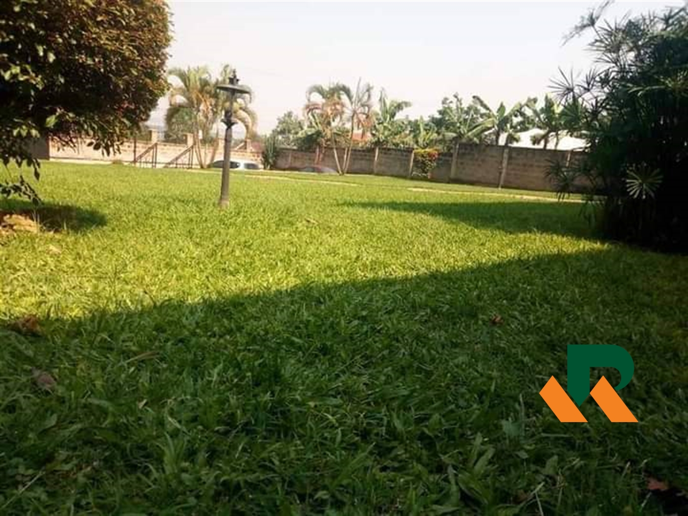 Bungalow for sale in Luzira Kampala